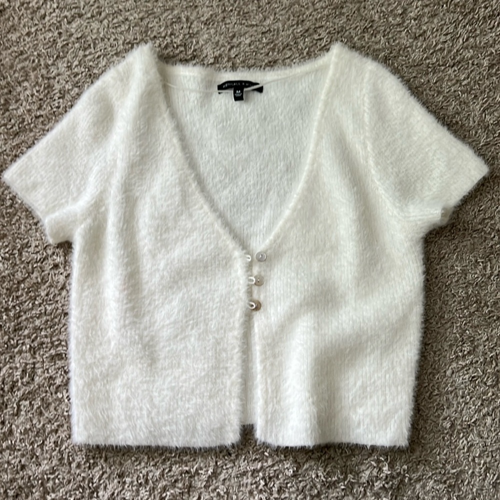 Cute fuzzy soft white cardigan Kendall and Kylie collection
